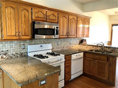 13824 W 58th Terrace, Shawnee, KS 66216 - photo 3