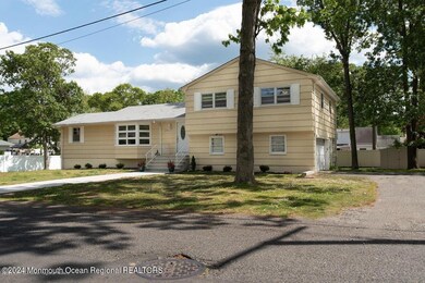 270 Berger Ave unit WINTER, Oakhurst, NJ 07755 - photo 2