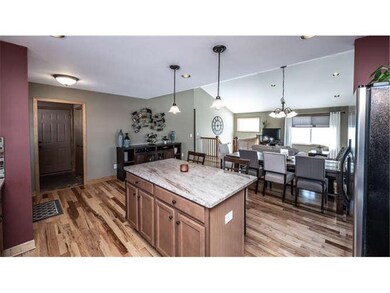 468 Rowena Curve Elko New-small-013-006-Kitchen-66