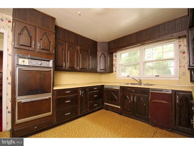 1776 Reed St, Coatesville, PA 19320 - photo 5