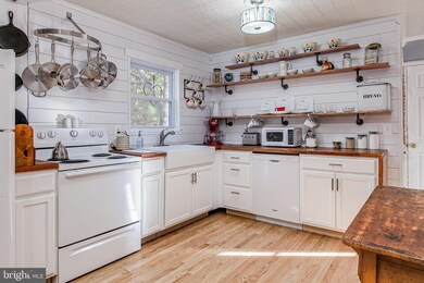 18519 Preston Rd, Hagerstown, MD 21742 - photo 3