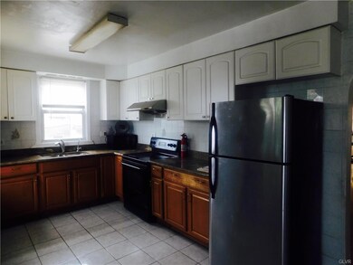701 N 4th St, Allentown, PA 18102 - photo 2