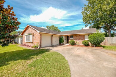 10519 Rambling Trail, Houston, TX 77089 - photo 2