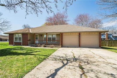 713 NW 15th St, Blue Springs, MO 64015 - photo 3