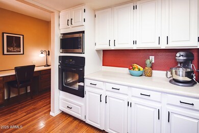 kitchen-and-desk