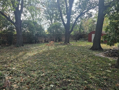 5709 Wedgworth Rd, Fort Worth, TX 76133 - photo 2