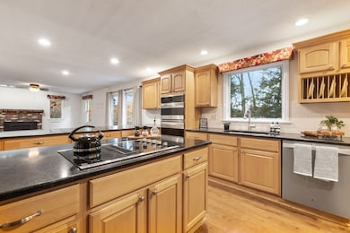 5 Cranberry Ln, Ellington, CT 06029 - photo 5