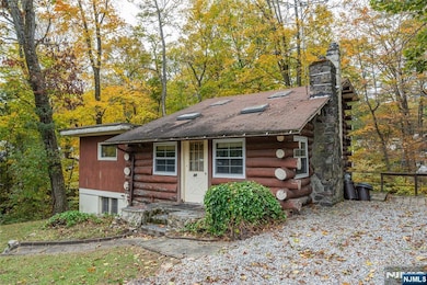 20 Torne Mountain Rd, West Milford, NJ 07480 - photo 4