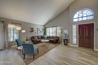 1204 E Todd Dr-4