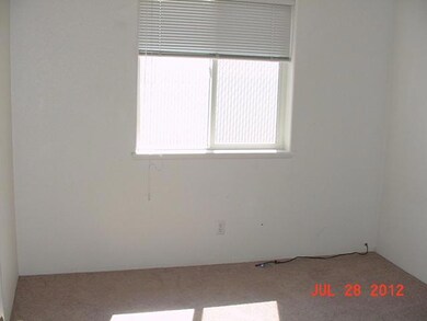 1074 Cherry St, Central Point, OR 97502 - photo 4