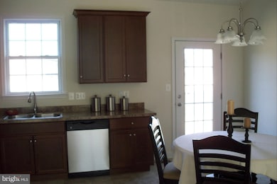 326 Margate Dr, Glen Burnie, MD 21060 - photo 7