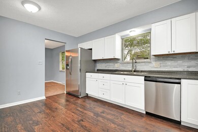 1638 Carrigallen Realtor BethanyB kitche