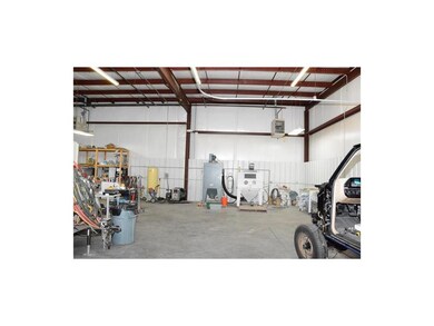 1236 NW Knox St, Blue Springs, MO 64015 - photo 3