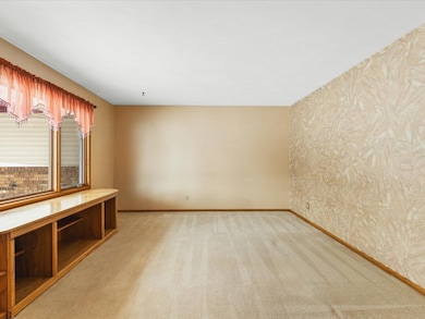 3356 Cavendish Dr, Rockford, IL 61109 - photo 6