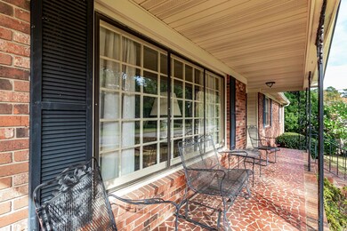 7-web-or-mls-2725 INGLESIDE DR (c)-1735