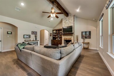 1509 Inlet Dr, Azle, TX 76020 - photo 7