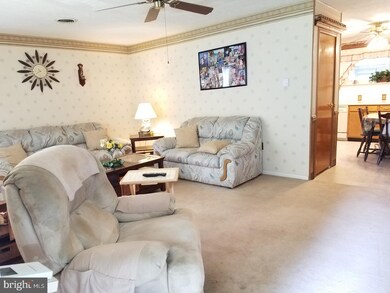 120 W 39th St, Reading, PA 19606 - photo 4