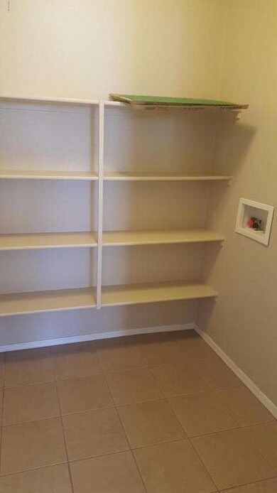 Pantry/Laundry