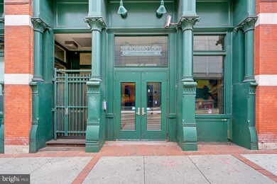 22 S Howard St unit R304, Baltimore, MD 21201 - photo 4