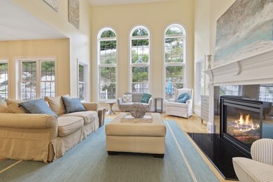 172 Mohawk Path, Holliston, MA 01746 - photo 4