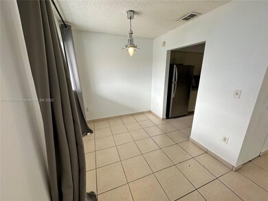 5744 W 26th Ave unit 5744, Hialeah, FL 33016 - photo 3