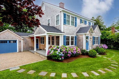 106 Peases Point Way S, Edgartown, MA 02539 - photo 2