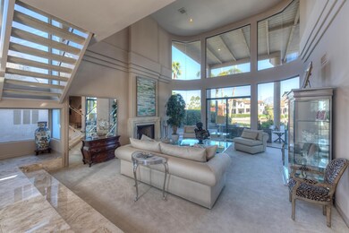 006_Living Room