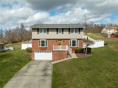 418 Lemmon Rd, Latrobe, PA 15650 - photo 2