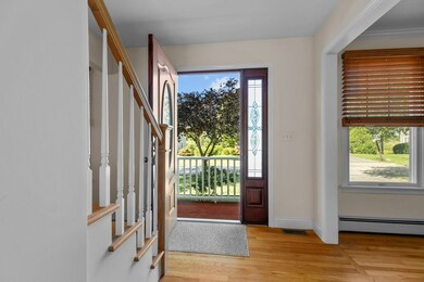 42 Pequot Ln, Middletown, RI 02842 - photo 5