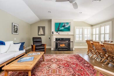 96 Standish Way