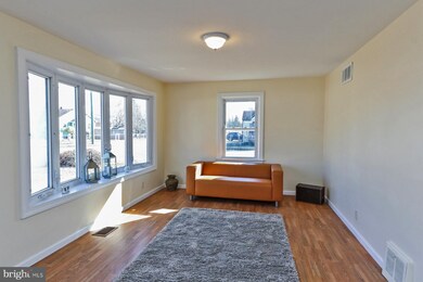 554 N 2nd St, Vineland, NJ 08360 - photo 5