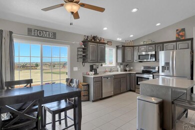 1167 N Red Granite Ln, Pueblo, CO 81007 - photo 7