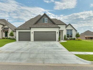 3811 W Tucson Place, Broken Arrow, OK 74011 - photo 3