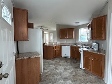 8 Alfred St, East Wareham, MA 02538 - photo 2