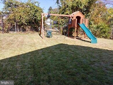 110 W Elm Ave, Baltimore, MD 21206 - photo 2