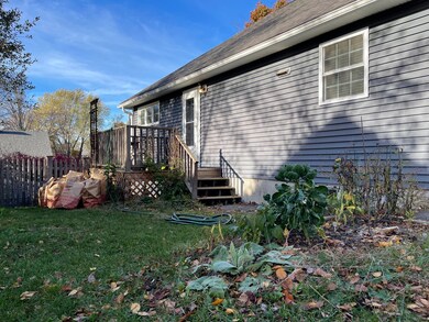 21 Alfred St, South Portland, ME 04106 - photo 3