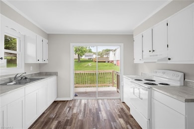 305 Short Ave, Madison, NC 27025 - photo 7