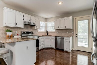 21415 W 52nd St, Shawnee, KS 66218 - photo 7