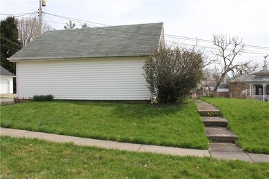 173 Thompson Ave, New Concord, OH 43762 - photo 6