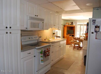 Kitchen to Dining area