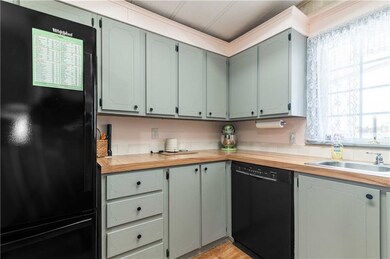 4805 Blanco Dr, Zephyrhills, FL 33541 - photo 7