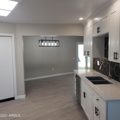 17208 N 107th Ave, Sun City, AZ 85373 - photo 7