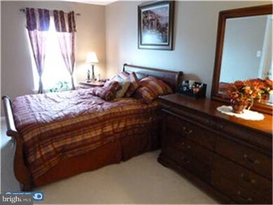 115 Arden Ct, Harleysville, PA 19438 - photo 6