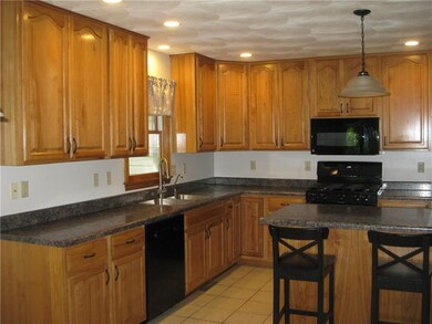 60 Morningside Dr, Indiana, PA 15701 - photo 2