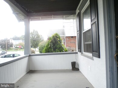 202 E Roland Rd, Brookhaven, PA 19015 - photo 5