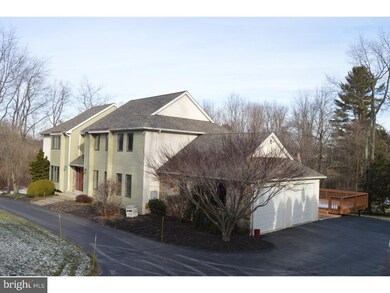 1045 Beverly Ln, Newtown Square, PA 19073 - photo 2
