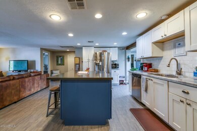 kitchen2