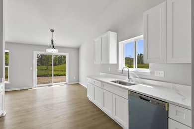 31649 Augusta Dr unit 67, Romulus, MI 48174 - photo 5