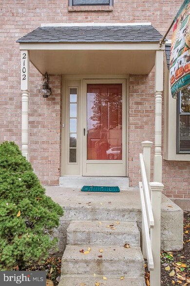 2102 Yorktown S, Norristown, PA 19403 - photo 3