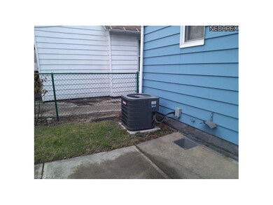 Newer Goodman A/C Unit